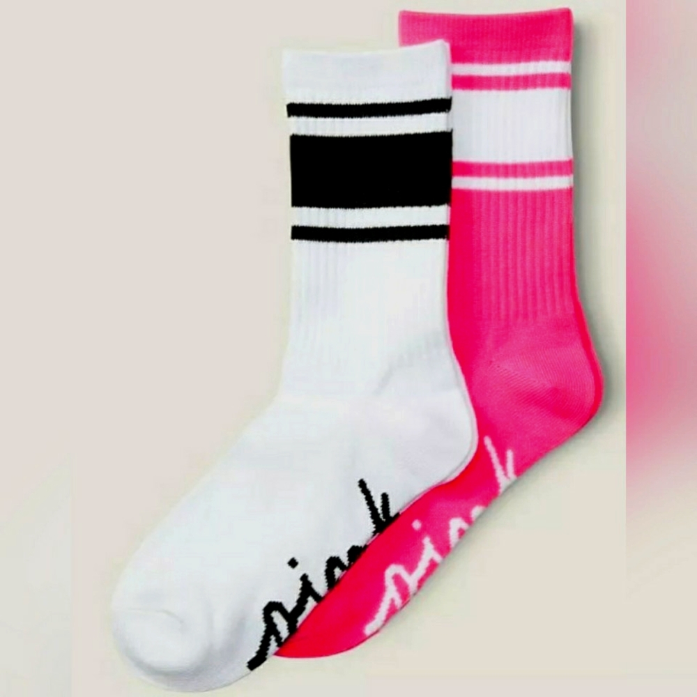 💓Pink VS Set Of Eco-Friendly Crew Socks💓
